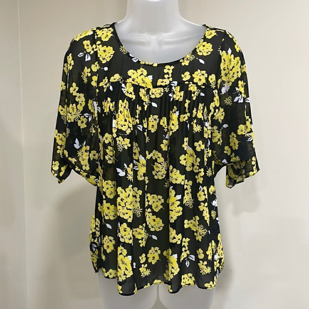 NWOT Michael Kors black and yellow floral shell oversized blouse.  Size XS